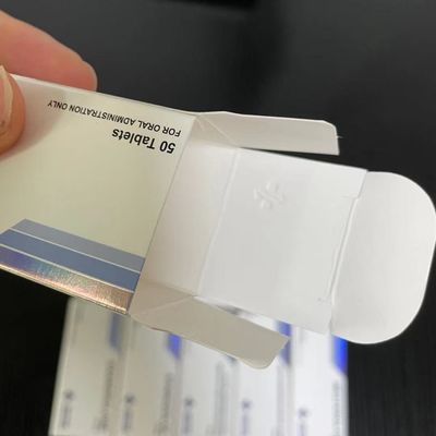Планшеты Winstrol завертывают печатание в бумагу коробки, штемпелюя фольгу серебра выбили коробки таблетки медицины